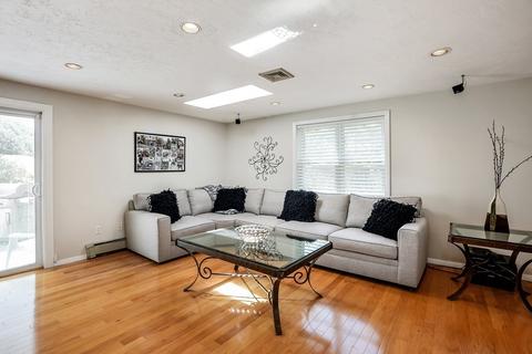 93 Mackintosh Ave, Needham, MA 02492 photo 12