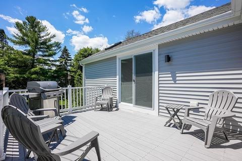 93 Mackintosh Ave, Needham, MA 02492 photo 37