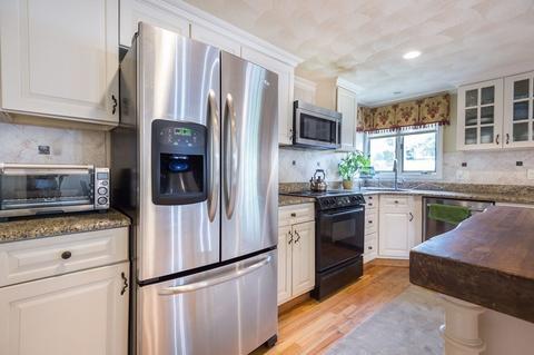 2 Gerald Rd, Stoneham, MA 02180 photo 11