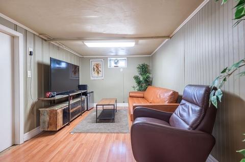 2 Gerald Rd, Stoneham, MA 02180 photo 22
