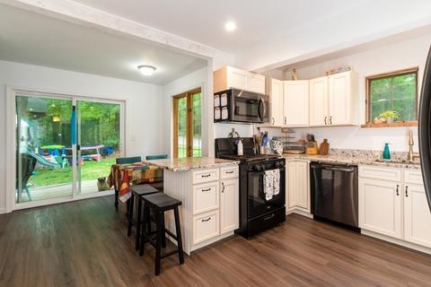 26 Page Ave, Ashburnham, MA 01430 photo 9
