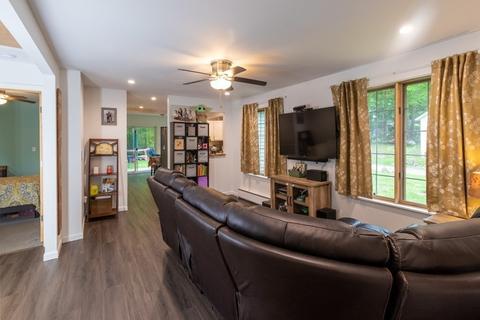 26 Page Ave, Ashburnham, MA 01430 photo 13