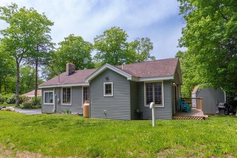 26 Page Ave, Ashburnham, MA 01430 photo 2