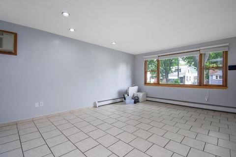 62 Bither St, Springfield, MA 01118 photo 5