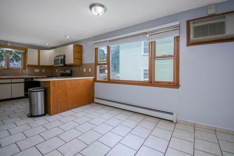 62 Bither St, Springfield, MA 01118 photo 3