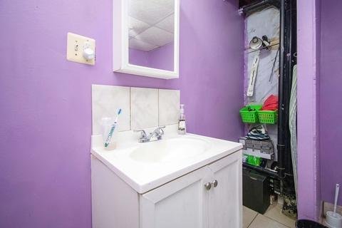 62 Bither St, Springfield, MA 01118 photo 24