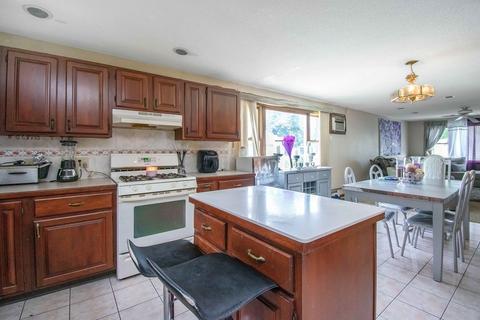62 Bither St, Springfield, MA 01118 photo 27