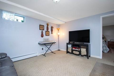 62 Bither St, Springfield, MA 01118 photo 19