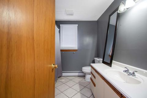 62 Bither St, Springfield, MA 01118 photo 15