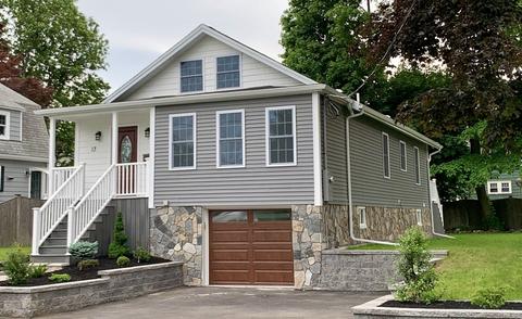 13 Damon St, Danvers, MA 01923 photo 1