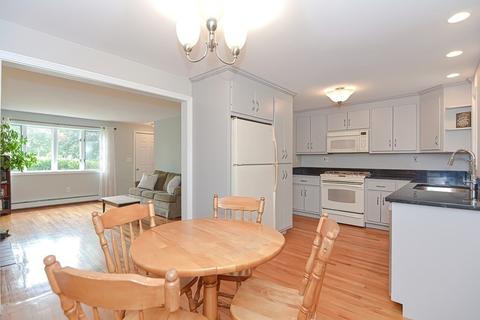 4 Forest St, Franklin, MA 02038 photo 12