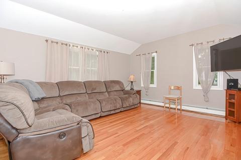 4 Forest St, Franklin, MA 02038 photo 19