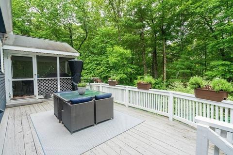1 Leone Ln, Mendon, MA 01756 photo 8