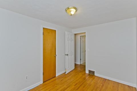 688 Parker St, Springfield, MA 01129 photo 22