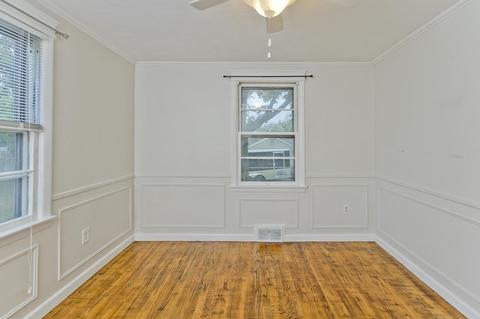 688 Parker St, Springfield, MA 01129 photo 11