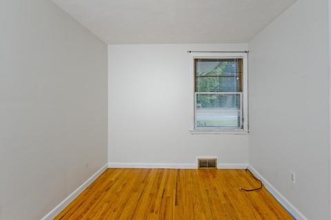 688 Parker St, Springfield, MA 01129 photo 21