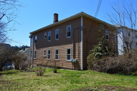 4 Maxwell Ct, Worcester, MA 01607 photo 1