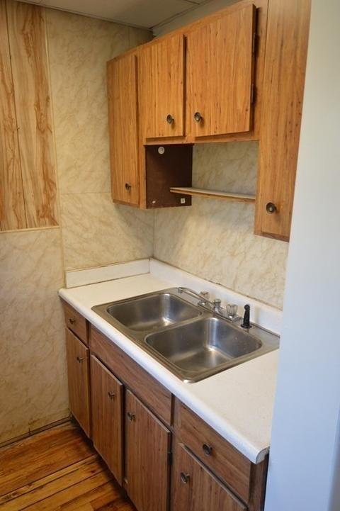 4 Maxwell Ct, Worcester, MA 01607 photo 8