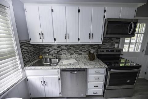 259 Cypress St, Fall River, MA 02720 photo 7