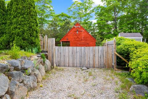 141 James Cir, Mashpee, MA 02649 photo 38