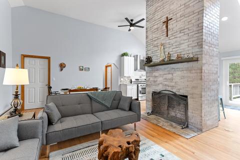 141 James Cir, Mashpee, MA 02649 photo 8