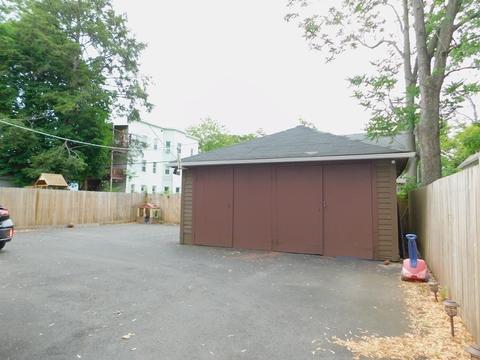 87 Euclid Ave, Springfield, MA 01108 photo 3