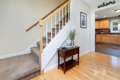 58 Emeline Ct, Springfield, MA 01128 photo 18