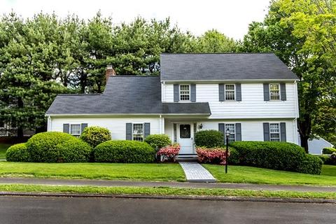 8 Cefalo Rd, Needham, MA 02494 photo 1