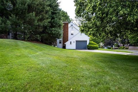 8 Cefalo Rd, Needham, MA 02494 photo 4