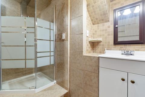 2 Pinehill Rd, Framingham, MA 01701 photo 35