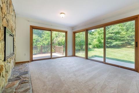 2 Pinehill Rd, Framingham, MA 01701 photo 13