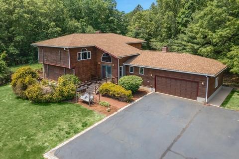 2 Pinehill Rd, Framingham, MA 01701 photo 4