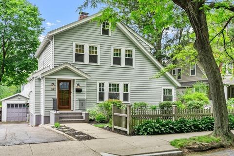 24 Daniel St, Newton, MA 02459 photo 1