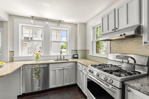 24 Daniel St, Newton, MA 02459 photo 15