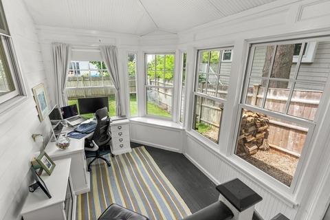 24 Daniel St, Newton, MA 02459 photo 17