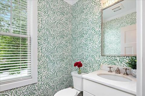 8 Planters Ln, Hingham, MA 02043 photo 13