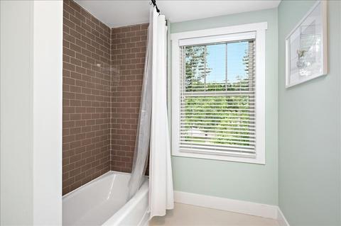 8 Planters Ln, Hingham, MA 02043 photo 24