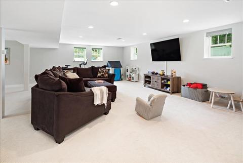 8 Planters Ln, Hingham, MA 02043 photo 34