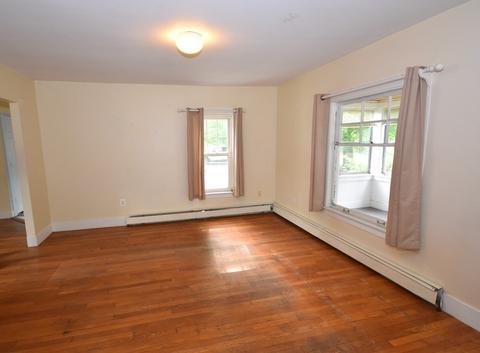 388 Pine St, Amherst, MA 01002 photo 6