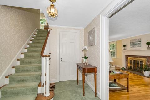17 Pine Ridge Rd, Reading, MA 01867 photo 2