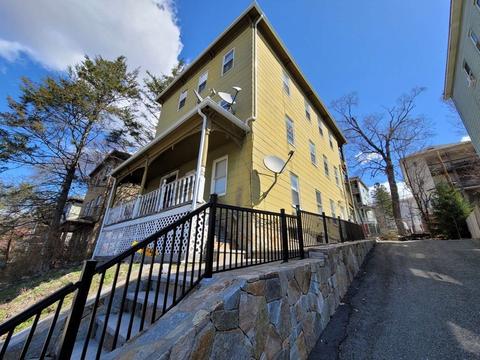 26 Hooper St, Worcester, MA 01605 photo 2