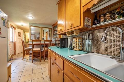 135 Lloyd Ave, Springfield, MA 01119 photo 14