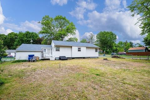 135 Lloyd Ave, Springfield, MA 01119 photo 19