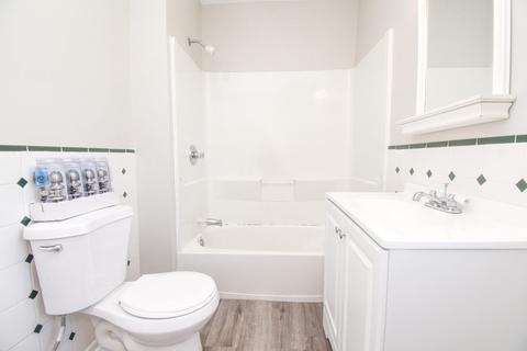 105 Lyons St, Springfield, MA 01151 photo 22