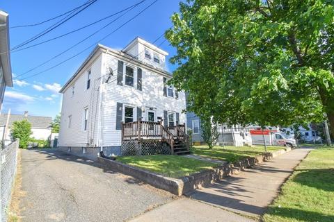 105 Lyons St, Springfield, MA 01151 photo 2