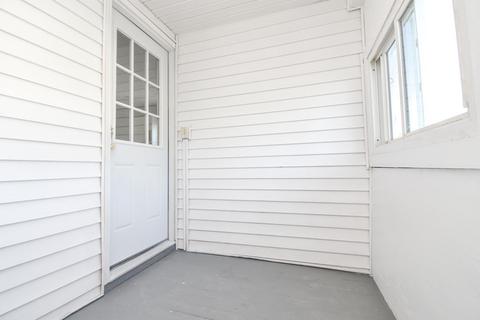 105 Lyons St, Springfield, MA 01151 photo 20