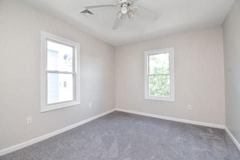 105 Lyons St, Springfield, MA 01151 photo 29
