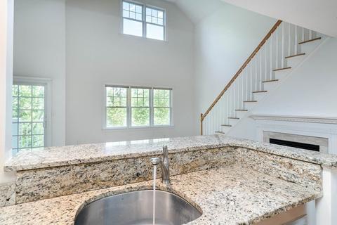 29 Maple St #L, Canton, MA 02021 photo 10