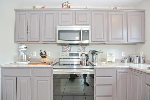 81 Uxbridge, Mendon, MA 01756 photo 9