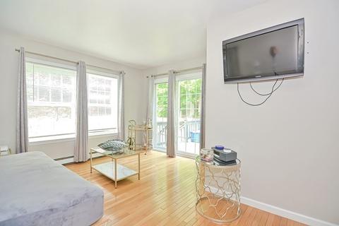 81 Uxbridge, Mendon, MA 01756 photo 12
